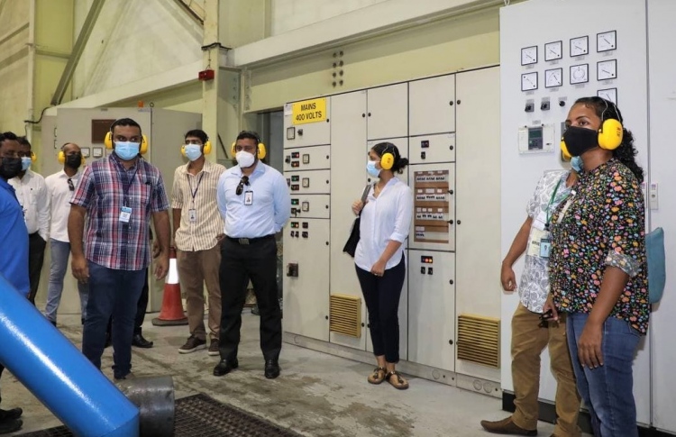 އަނެއްކާވެސް އިންޖީނުތަކުގެ އުނދަގުލުގެ ވާހަކަ