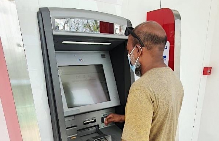 ހިންމަފުއްޓާއި ދިއްފުށީގައި އޭޓީއެމް ހުޅުވައިފި