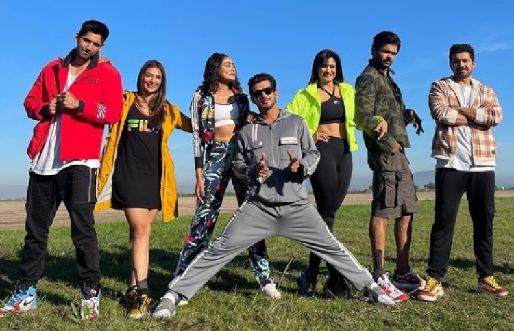 "ހަތުރޯން ކޭ ކިލާޅީ 11" މި މަހު 17 ގައި