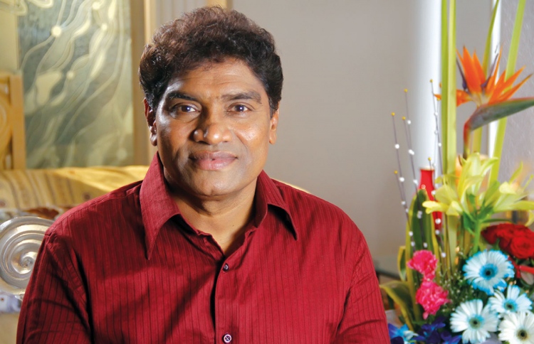 ޖޯނީ: އެކަކުވެސް ރުޅި ނާންނަ އެކްޓަރު