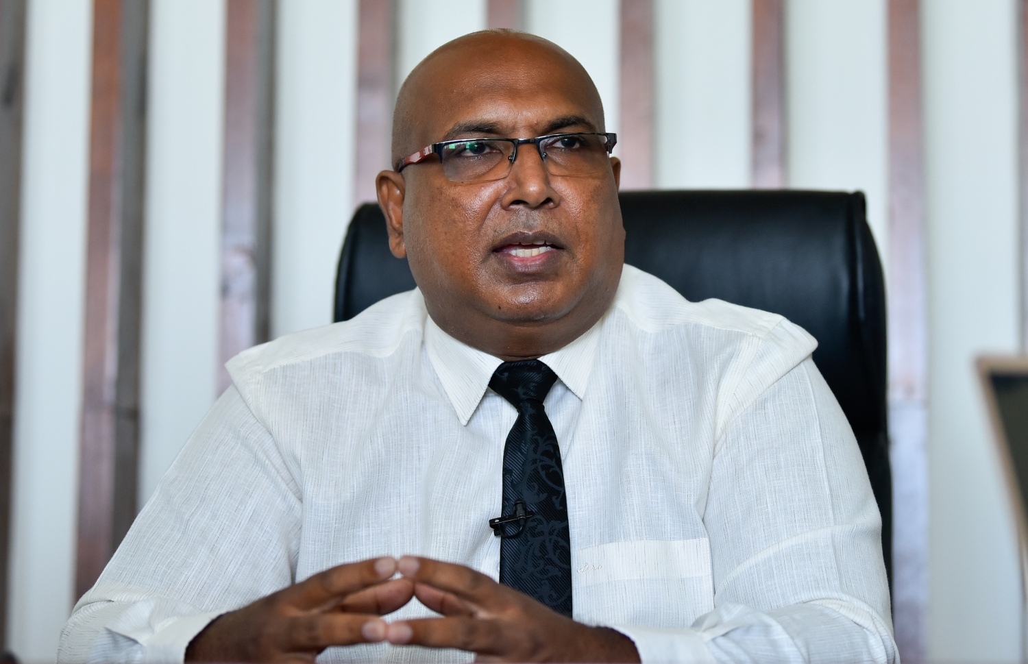 އެޗްޑީސީގެ މެނޭޖިން ޑިރެކްޓަރު ސުހެއިލް: އެޗްޑީސީން ވަނީ މާލެ މީހުންނަށް އެކަނި ބިން ވިއްކުން ހާއްކުރި ސަބަބު ދިފާއުކޮށްފައި.