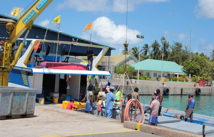 ކޫއްޑޫން އައިސް ވިއްކުން މެދުކަނޑާލައިފި