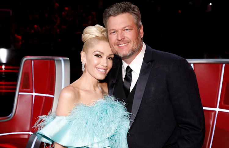 "ދަ ވޮއިސް" ގެ ދެ ކޯޗަކު ކައިވެނިކޮށްފި