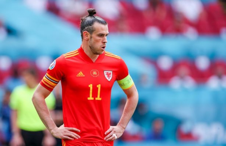 ބޭލް ކްލަބު ފުޓްބޯޅަ އިން ރިޓަޔާ ކުރަނީ