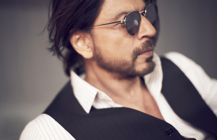 ޝާހްރުކްގެ ފިލްމެއްގެ ޓީޒާ މި މަހުގެ 15 ގައި؟