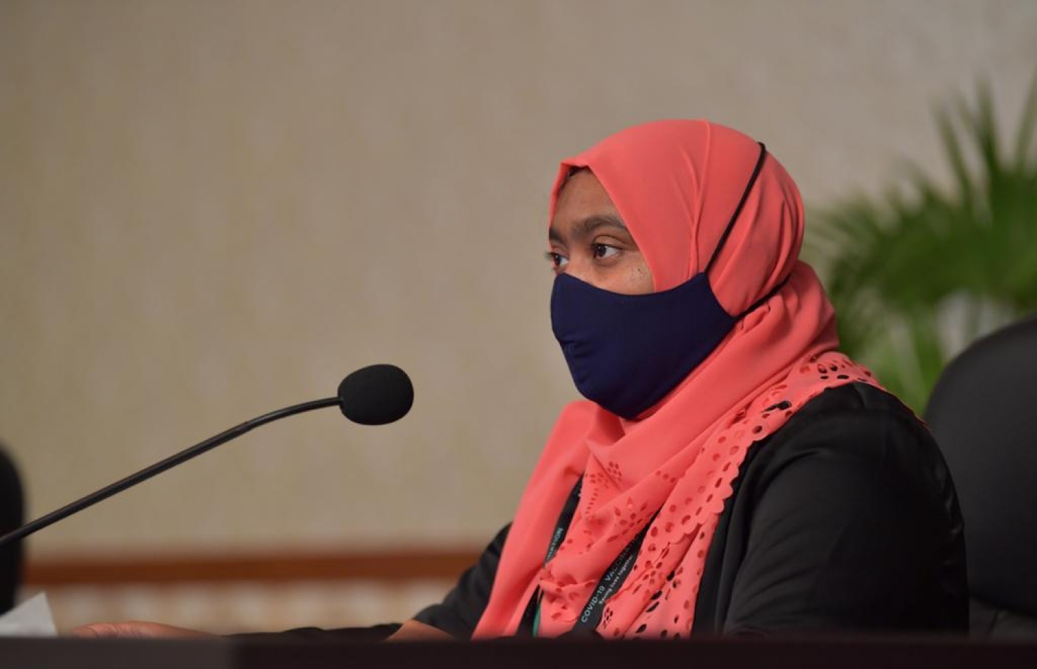 މިއަދުގެ މީޑިއާ ބްރީފިންގައި ޑރ. ނަޒްލާ ވާހަކަ ދައްކަވަނީ.