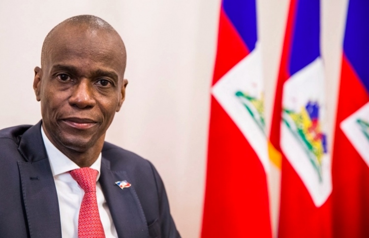 ހައިޓީގެ ރައީސް ގޭގައި ހުއްޓައި އަވަހާރަކޮށްލައިފި