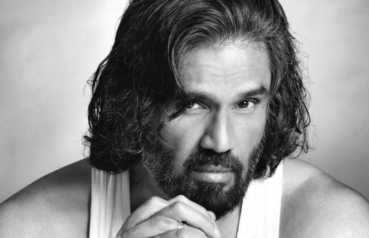 ސުނިލްގެ ވެބް ސީރީޒަކީ "އިންވިޒިބަލް ވުމަން"