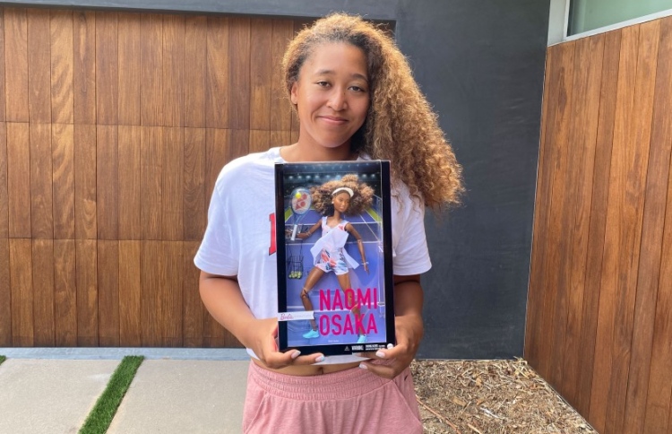 ޓެނިސް ތަރި އޮސާކާގެ ސިފައިގައި ބާބީ ބުދެއް