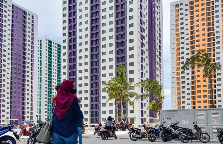 900އަށް ވުރެ ގިނަ މީހުން ފްލެޓް ބަދަލުކުރަން އެދުނު