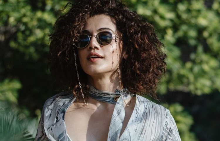 ބޮލީވުޑްގެ ޚަބަރުތައް ކުރުކޮށް