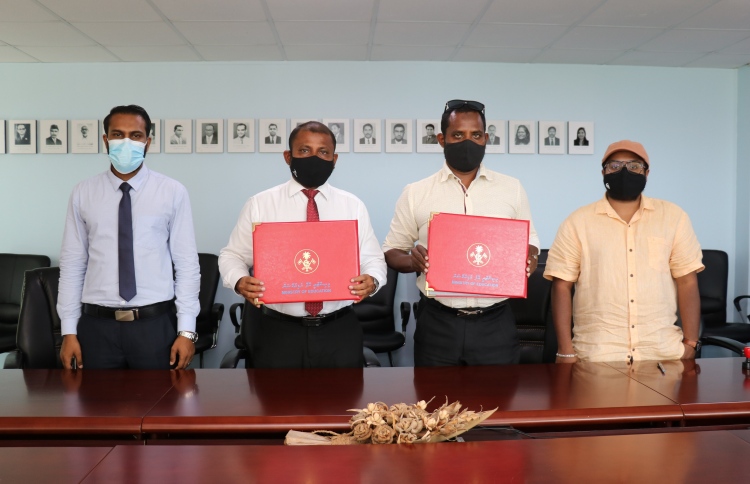 ފެހެންދޫގައި ސެޓްލައިޓް ސްކޫލް ގާއިމުކުރަން ހަވާލުކޮށްފި