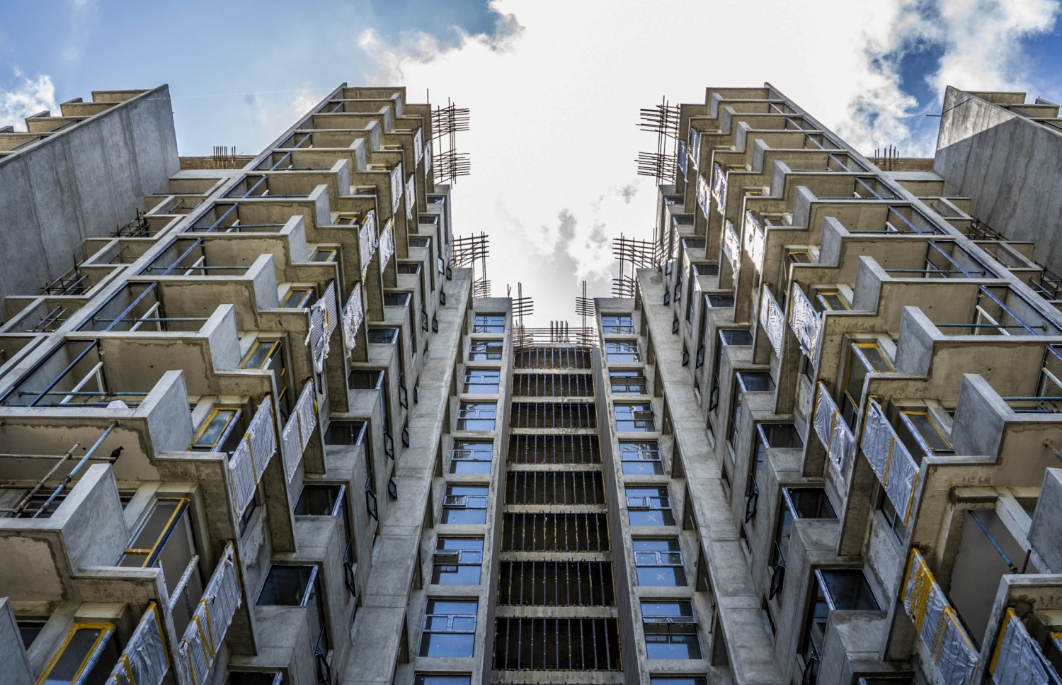 އަކުއާވީޓާ ފްލެޓްގެ އިމާރާތް. މިއީ 14 ބުރީގެ އިމާރާތް--ފޮޓޯ:މިހާރު