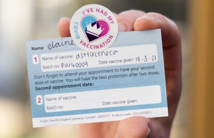 ޔޫކޭގައި ވެކްސިން ޖަހާ ޒުވާނުންނަށް ޑިސްކައުންޓް