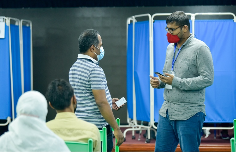 ވެކްސިން ނުޖަހާ މުވައްޒަފުން ޓެސްޓު ހެދުން ލާޒިމު