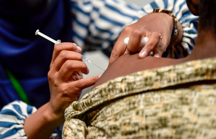 40،000 ކުއްޖަކަށް ވެކްސިން ޖަހާނެ: އެޑިއުކޭޝަން