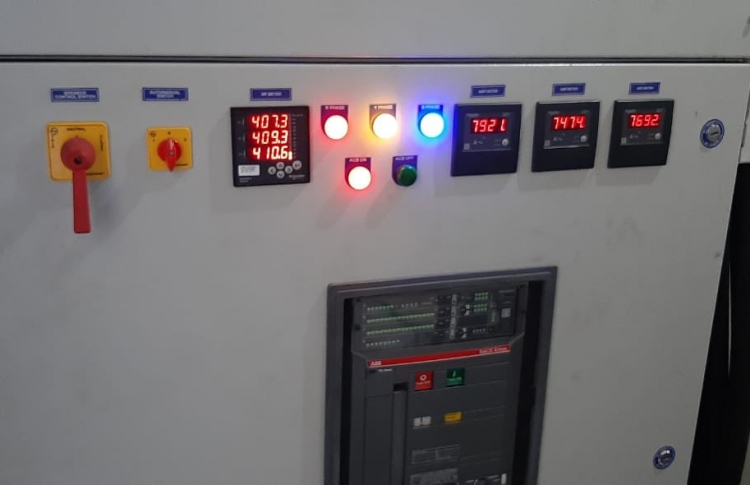 ފުވައްމުލަކުގެ ކަރަންޓުގެ މައްސަލަ ހައްލުކޮށްފި