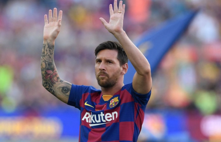 ބާސެލޯނާ ސަޕޯޓަރުންގެ ލޯބި މެސީ އަށް