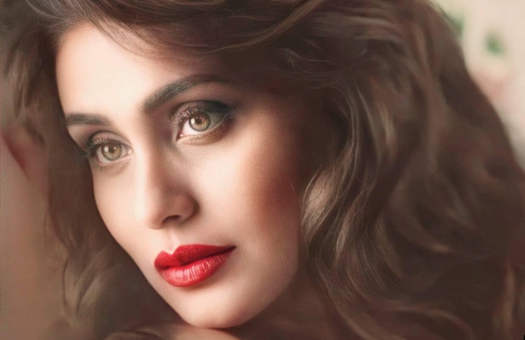 ބޮލީވުޑްގެ ޚަބަރުތައް ކުރުކޮށް