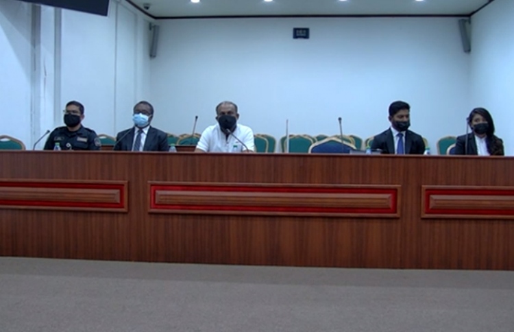 އަންމަޓީ ދޫކޮށްލުމުން ގާޒީއަށް ޕީޖީގެ ބަހުގެ ހަމަލާއެއް