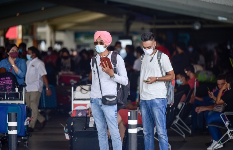 ކޮންމެ 4 ޓޫރިސްޓުންގެ ތެރެއިން އެކަކީ އިންޑިއާ މީހެއް