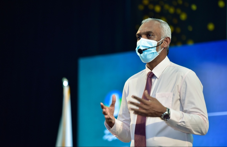 ކުރިއެކޭ އެއްގޮތަށް ގޭގެއަށް ވަދެ ކުނި ނަގަނީ