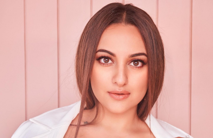 ތަމަޅަ ފިލްމަކަށް ފަހު ސޮނާކްޝީގެ ތެލެގޫ ފިލްމެއް