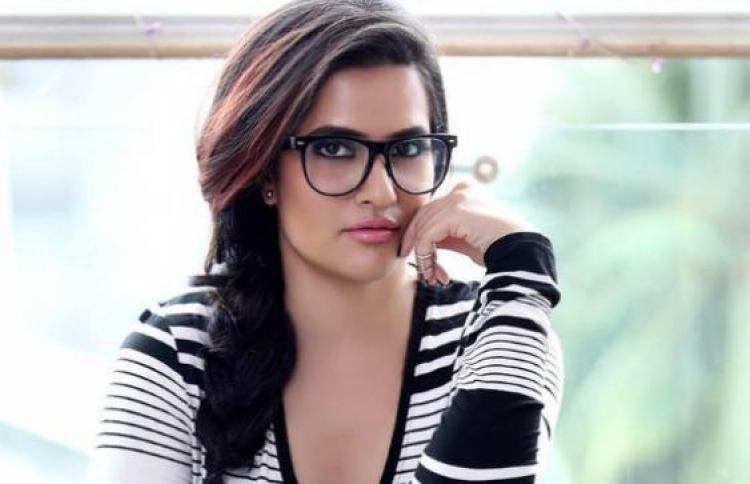 ބޮލީވުޑަށް ލަވަކިޔުމަކީ ކާމިޔާބީއެއް ނޫން: ސޯނާ