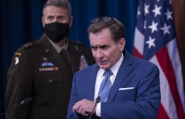 Pentagon Spokesman John Kirby arrives with US Army Major General William Taylor during a press briefing on the situation in Afghanistan at the Pentagon in Washington, DC on August 16, 2021. - US President Joe Biden warned the Taliban Monday not to disrupt or threaten the evacuation of thousands of American diplomats and Afghan translators at the Kabul airport -- Photo: Andre Cabellero-Reynolds/ AFP