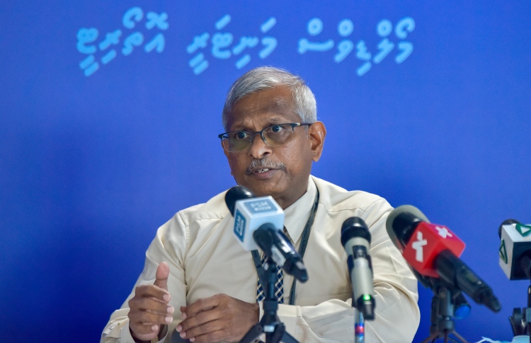 އަލީ ހާޝިމް ވަކިކުރުމުގެ މައްސަލަ ފަށަން ކޮމިޓީއަށް