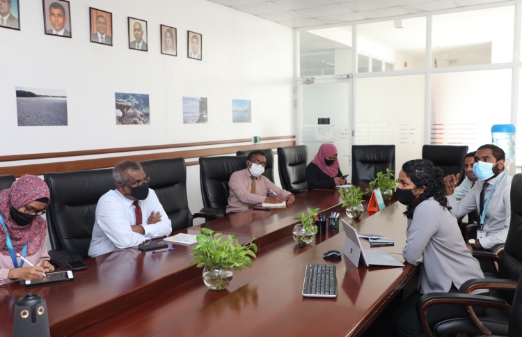 އައްޑޫގެ ތަރައްގީއާ ގުޅޭ ގޮތުން މަޝްވަރާކޮށްފި