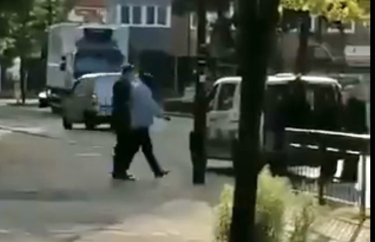 އަލީ ހައްޔަރުކުރި ކަމެއް ހަފުތާއެއް ވީއިރު ވެސް ނޭނގޭ