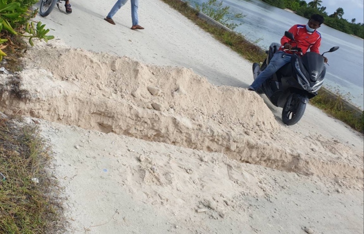 ބަޔަކު ނުކުމެ މަޑަވެލި-ހޯޑެއްދޫ ކޯޒްވޭ ކަނޑާލައިފި