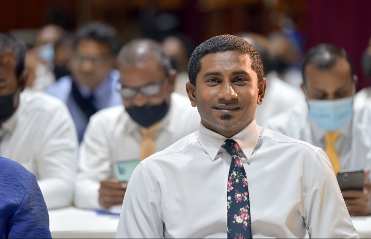 ބޮޑު ކާމިޔާބީން މި ފެނުނީ އޮތް އިތުބާރު: މަހްލޫފް