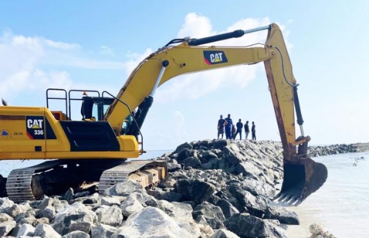 ފޯކައިދޫ ބޭރުތޮށިލުމުގެ މަސައްކަތް ފަށައިފި