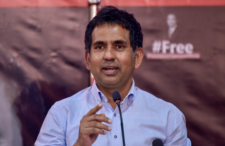 އެއާޕޯޓް ޕްރޮޖެކްޓް ލަސްކުރަނީ ގަސްދުގައި: ސައީދު