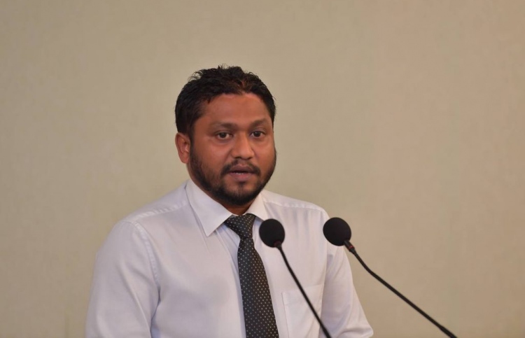 ރައީސަށް ފަސޭހަކަމާއެކު ކާމިޔާބު ކުރެވޭނެ: އަލީ ޒާހިރު