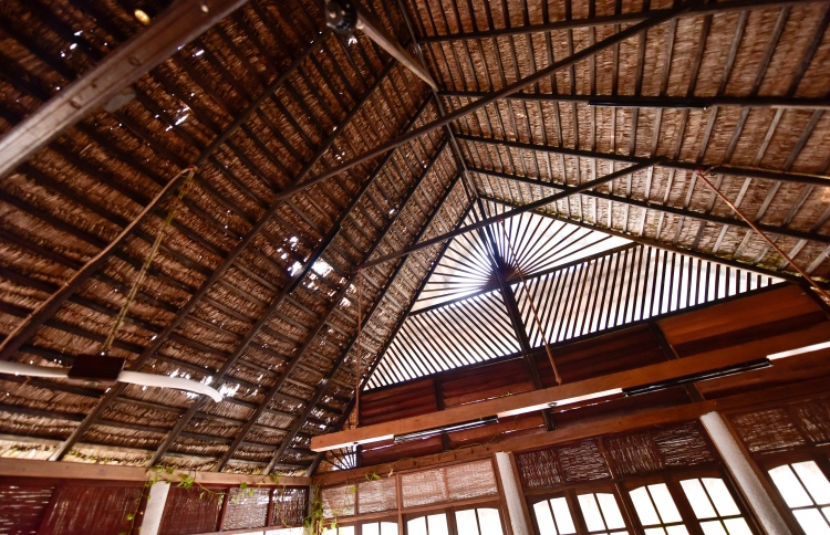 ފެނުނީ ރީތި ރިސޯޓެއް ވީރާނާވެ ހަލާކުވަމުންދާތަން