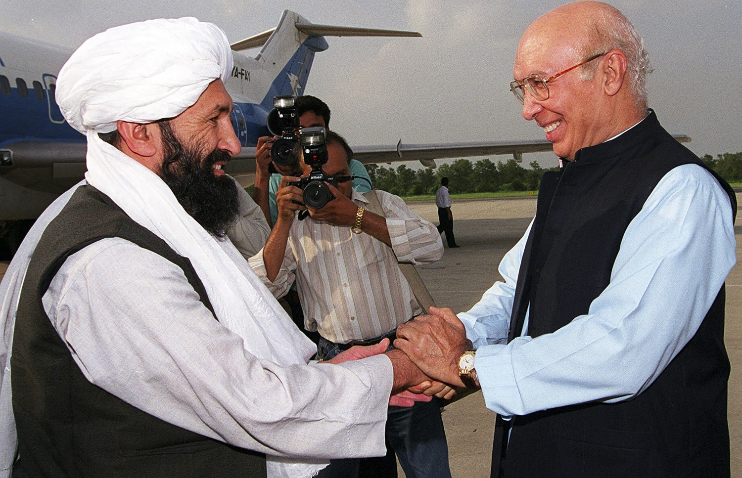 އަފްގާނިސްތާނުގެ މިހާރުގެ ރައީސް މުހައްމަދު ހަސަން އަޚުންދް (ވ)