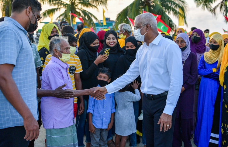 ގިނަ މަޝްރޫއުތަކުން މި ހަތަރު ރަށަށް ހިތްހަމަޖެހުން