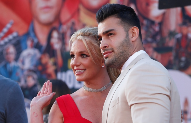 މިނިވަންވުމަށް ފަހު ބްރިޓްނީ އެންގޭޖްވެއްޖެ