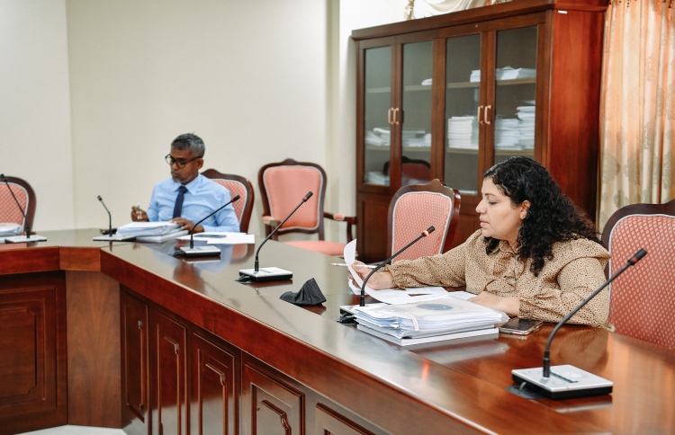 ކުދިންނަށް ފިޔަވަތީގެ ފުރާޅަށް ނޭރޭ ގޮތް ހަދަން އެދެނީ