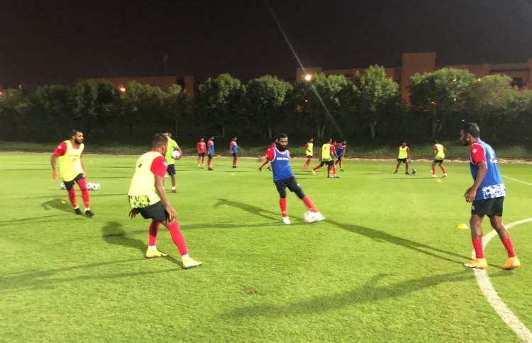 ކޭމްޕުގައި ގަތަރުގެ ދެ ކްލަބާ އެކު މެޗުތަކެއް