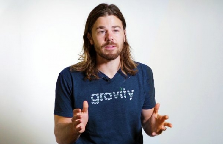 70،000 ޑޮލަރުގެ މުސާރައިން ފައިދާ ތިން ގުނައަށް