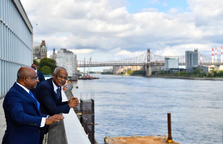 ރައީސްގެ ދައުވަތަށް ޝާހިދު ރާއްޖެ އަށް