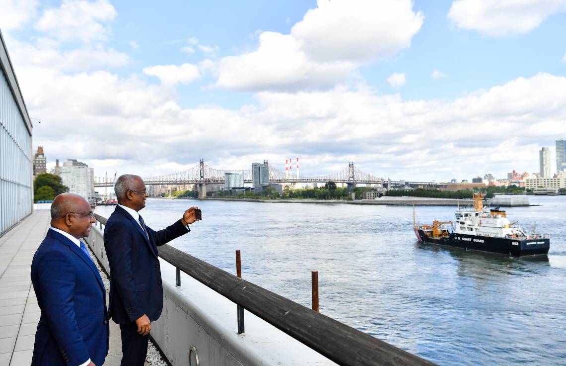 ރައީސްގެ އދ. ގެ ދަތުރުފުޅުގެ ތެރެއިން