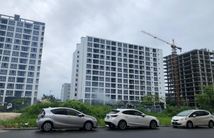 ފުލުހުންގެ ފްލެޓް ނިންމަން އެހެން ކުންފުންޏެއް!