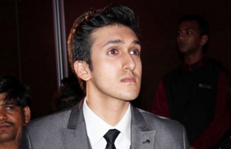 ގޯވިންދާގެ ފިރިހެން ދަރިފުޅު ބޮލީވުޑަަށް ތައްޔާރުވަނީ