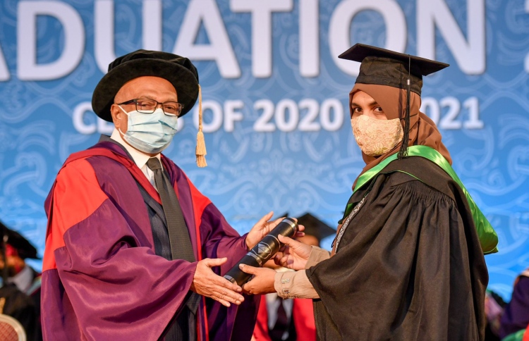 ވިލާ ކޮލެޖުގެ ގްރެޖުއޭޝަން ހަފުލާ ފަށައިފި