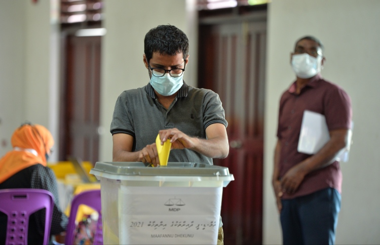 އެމްޑީޕީ އިންތިހާބުގައި އިދިކޮޅުން ވޯޓުލީކަމުގެ ތުހުުމަތު